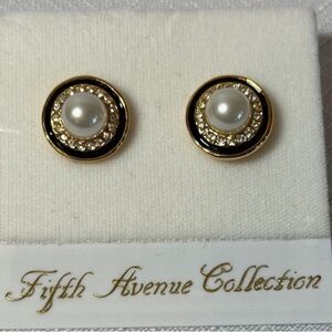 New Fifth Avenue genuine Austrian crystal 14 KT post. Gold and Pearl Earrings